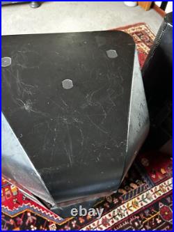 2 Yamaha Dxr12 Powered Speakers