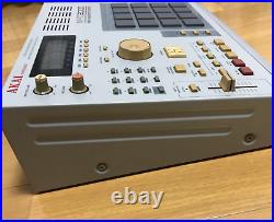 AKAI Sampling Machine MPC2000 MIDI Sampler Rare F/S JPN Good working