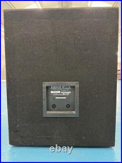 BEHRINGER EUROLIVE VP1800S PROFESSIONAL 1600W 18 / 18 inch PA SUBWOOFER