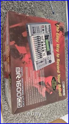BOSS BR-1600CD Digital Recording Studio with Hard drive