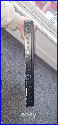 Behringer Ultracurve Pro DEQ2496 Equalizer and Mastering Processor Working