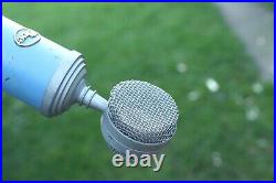 Blue Bluebird Condenser Microphone + box & p/shield (OFFER MUST GO ASAP)