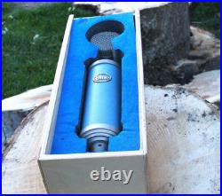 Blue Bluebird Condenser Microphone + box & p/shield (OFFER MUST GO ASAP)