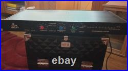 DBX 160XT Sound Compressor Limiter Reverb Signal Processor Recording Equipment
