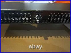 DBX 215 2-Channel Graphic Equalizer + SUBWOOFER OUT + Pair XLR Cables DBX 215 2-Channel Graphic Equalizer + SUBWOOFER OUT + Pair XLR Cables