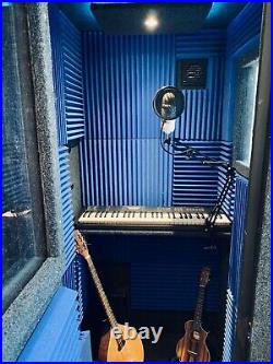 DW Series 1.2m x 1.2m Vocal Booth Isolation Booth Session Booth UK