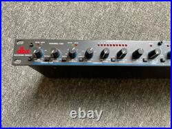 Dbx 166XL 2-channel rack-mountable compressor/limiter/gate / EXCEPTIONAL-UNUSED