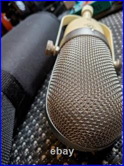 Golden Age Project R1 Passive Ribbon Mic With Original Bag