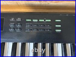 Kawai K1 Digital 61-Key Keyboard Synthesiser and case