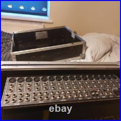 Mackie 16channel mixer