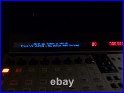 Mackie Control Universal MCU Pro XT C4 (Super Enhanced Black) PMVA LED Display