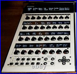 Mackie Control Universal MCU Pro XT C4 (Super Enhanced Black) PMVA LED Display