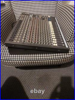 Mackie cfx16 mk2 16 channel compact integrated live sound mixer