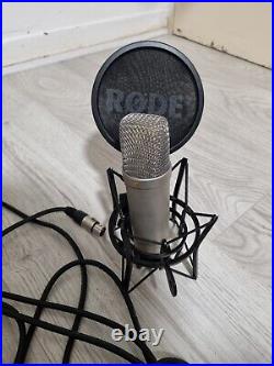 Rode NT1-A Home Studio Recording Pack with Vocal Booth and Stand