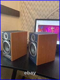 Roland Edirol MA-15D Studio Monitors 45w Stereo Pair. Hardly used