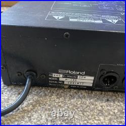 Roland M-12E Mixer Rack Mount with 12 inputs With Mixer Cables Free Postage