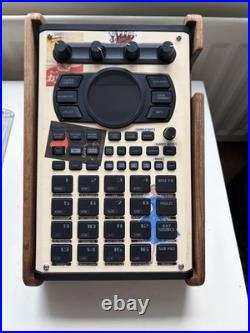 Roland SP-404MKII Sampler and Effector boxed