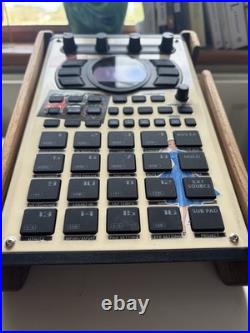 Roland SP-404MKII Sampler and Effector boxed