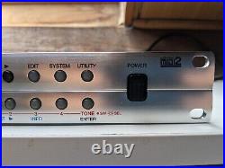 Roland XV5050 Midi Synthesizer Sound Module