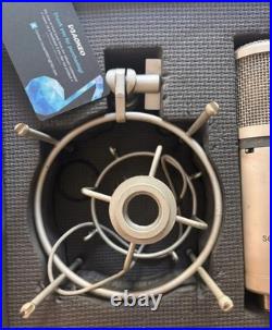SE 2200 A Studio Recording Microphone with Mount and Case condenser
