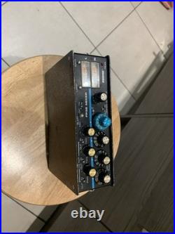 Shure FP32 Field Mixer