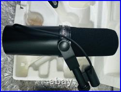 Shure SM7B Cardioid Dynamic Vocal Broadcast Microphone Sealed in box Black