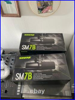 Shure SM7B Cardioid Dynamic Vocal Broadcast Microphone Sealed in box Black UK
