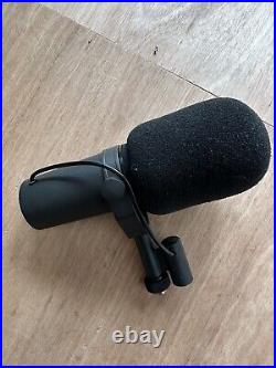 Shure SM7B Cardioid Dynamic Vocal Microphone Black Boxed