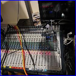 Soundcraft SIGNATURE 22 Mixing Desk, 22 Channel