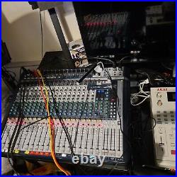 Soundcraft SIGNATURE 22 Mixing Desk, 22 Channel