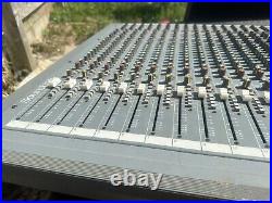 Soundcraft spirit studio 16 8 2 channel mixer