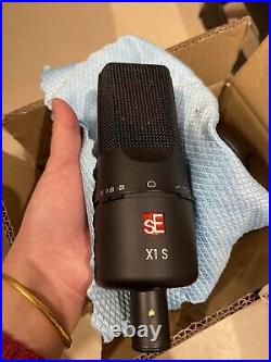 Used Good Condition SE X1 Microphone Pack For Professional Voice Recording