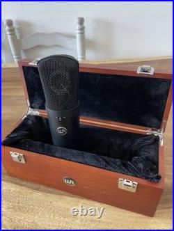 Warm Audio WA-87 R2 Wired Multipattern Condenser Microphone Black, Free P&P