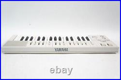 YAMAHA CS01 WHITE Mobile Analog Synthesizer CS-01 with 100-240V PSU RARE MINT