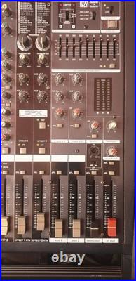 YAMAHA EMX5000 12 Channels 1000W Powered Mixer