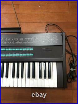 Yamaha DX 7 Keyboard Synthesizer