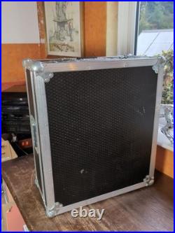 Yamaha LS9-16 mixing desk and flight case + Frequency Cable + Manual P677