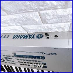 Yamaha MO6 61-Key Music Production Synthesizer Workstation DAW Control