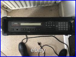 Yamaha TX802 FM Tone Generator Synthesizer in rack case with handle. Please LOOK